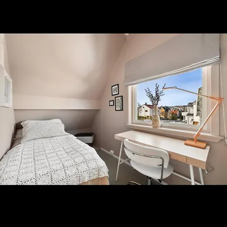 Two House Close To Ons In A Quiet Neibourhood * 斯塔万格